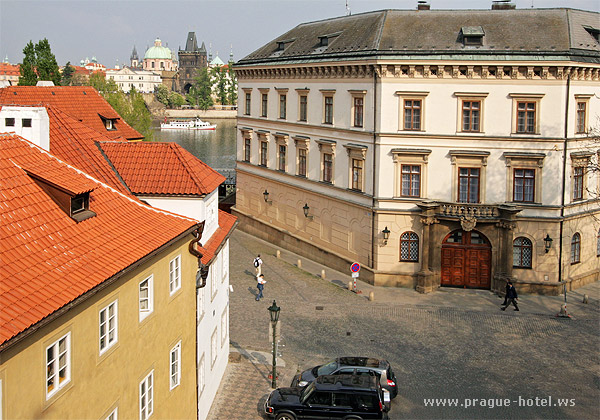 Kampa Garden hotel fotka