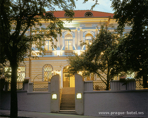 Fotografie a obrazky Hotelu U Blazenky v Prahe.
