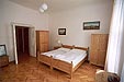 U Tri Houslicek penzi�n fotka
